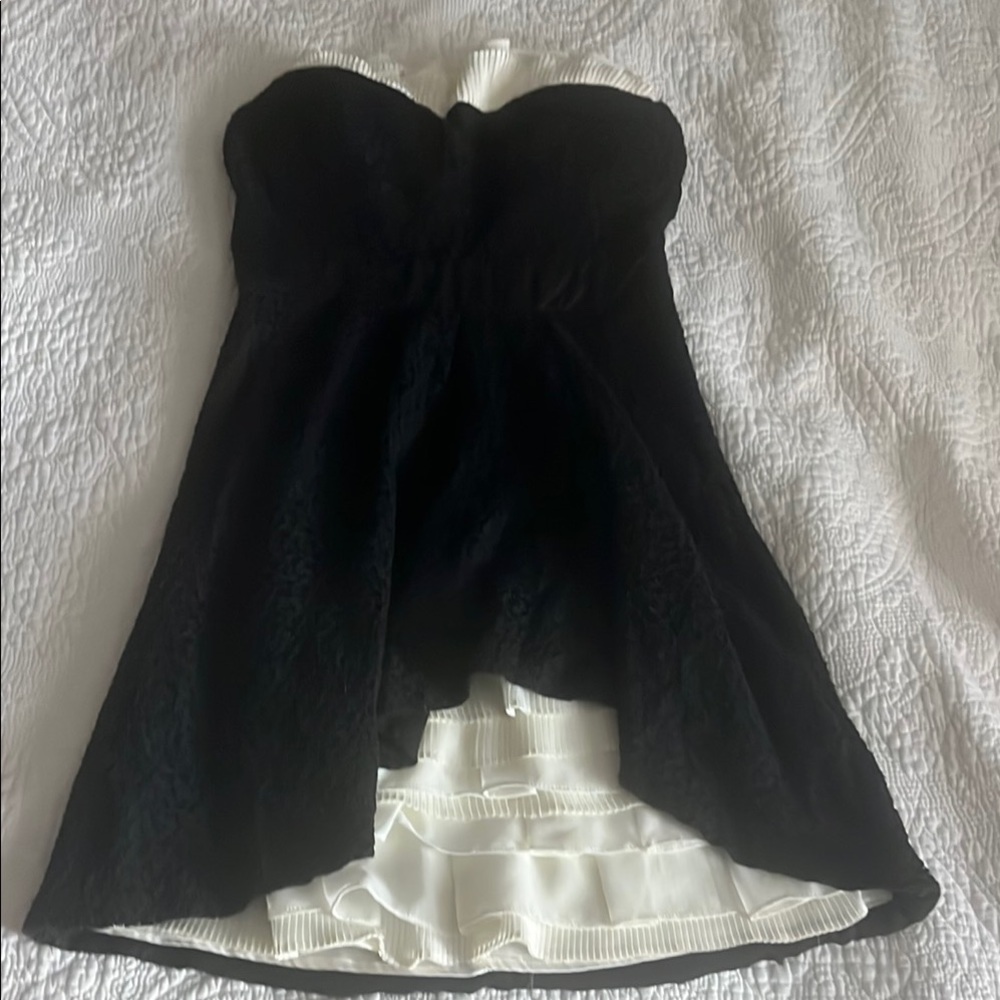 3/$30 Elegant Black Strapless Dress
